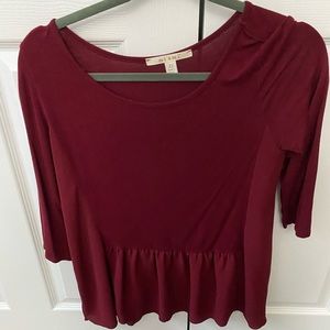 Red 3/4 sleeve top